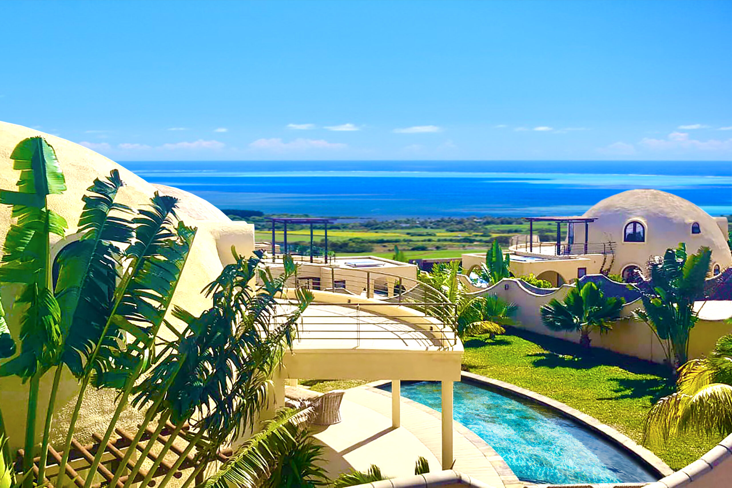 Villa for sale with Pool in Albion- Accessible to foreigners