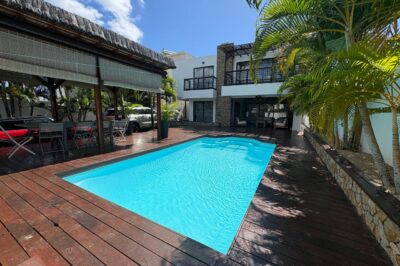 Chic 3-Bedroom Villa with Pool in Pereybere, Grand Baie