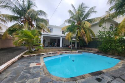 3 Bedroom Furnished Villa with Private Pool in Pereybere