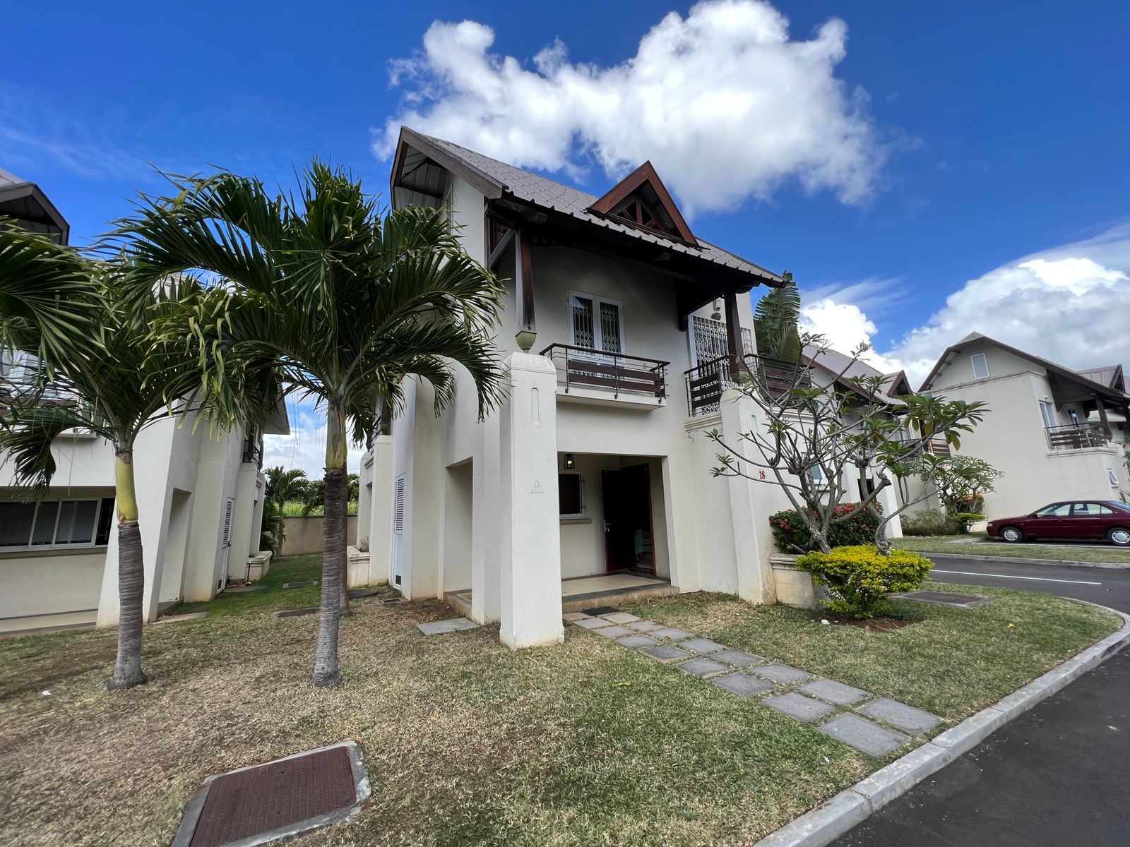 Prime location for this property – Heart of Grand Baie – 1 mins walk to La Croisette.