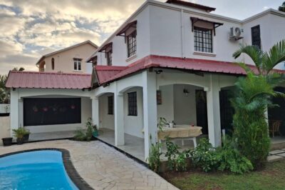 Chic 3-Bedroom Retreat with Pool in Trou aux Biches