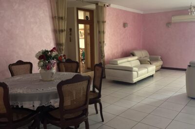 Elegant 3-BR Apartment in Quatre Bornes with Modern Amenities