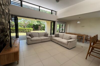 Elegant 4-Bedroom Villa with Garden Maintenance Included – Piton