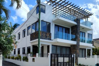 3 Bedroom Furnished Duplex for Rent in Pointe aux Canonniers