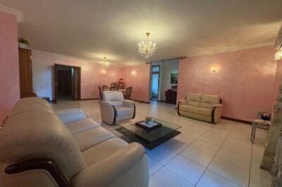 3-BR Apartment in Quatre Bornes
